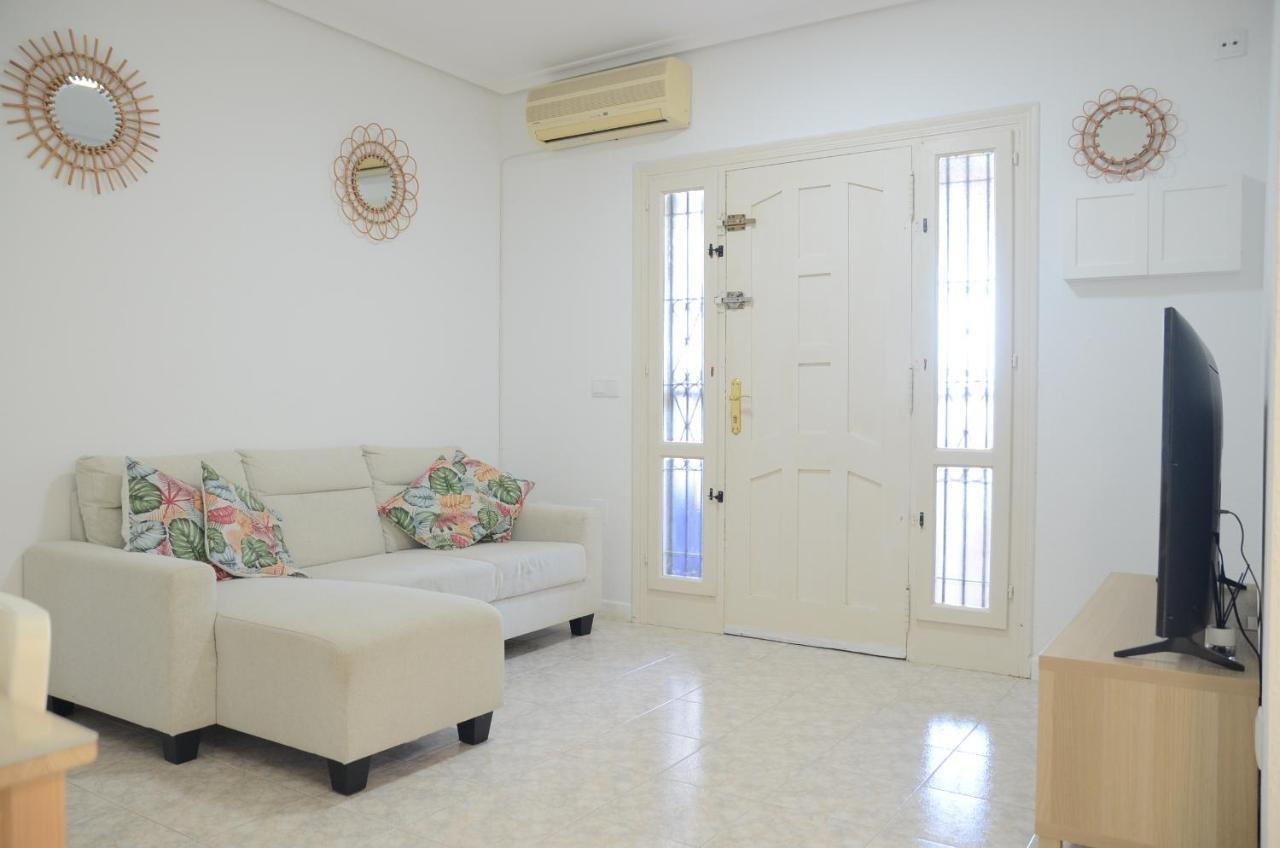 Apartamento 700 Metros De La Playa Playa Flamenca Kültér fotó